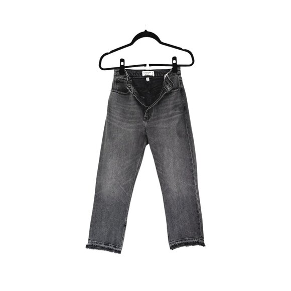 Abercrombie & Fitch Ultra High Rise Ankle Straight Jean - Picture 3 of 6